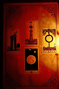 TAROT READING